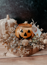 Load image into Gallery viewer, Pumpkin Soy Candle