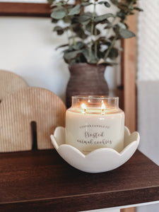Scalloped Candle Jar Holder