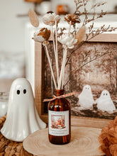 Load image into Gallery viewer, Floral Reed Diffuser - Fall Edition