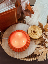 Load image into Gallery viewer, Limited Edition Heirloom Pumpkin Candle