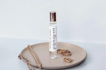 Load image into Gallery viewer, Signature Perfume Mist